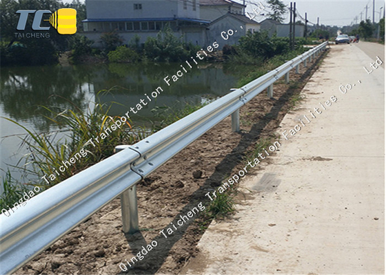 Good price Vendita a caldo Cornici di protezione curve Acciaio galvanizzato W Beam Strada Autostrada Barriere di urto in linea