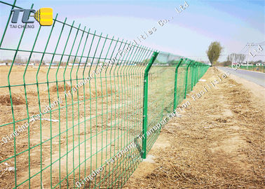 Good price Il PVC ha ricoperto la resistenza della corrosione netta saldata di High Speed Protection del recinto di filo metallico in linea
