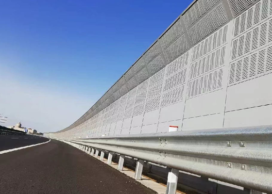 Good price Barriera acustica antincendio per autostrade Resistenza al vento ≥ 5,0kN/m2 Spessore 1-20mm in linea