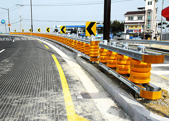 Prezzo buono Spaziatura 1m 0,7m 0,5m Autostrada Barriera Roller Roller Dimensione diametro 245 350 mm Flusso 300 metri al giorno progettato per la sicurezza del traffico in linea