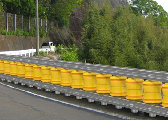 Prezzo buono Guardrail a rullo riempito in EVA montato in superficie, grado SB, barriera di sicurezza ammortizzante ideale per magazzini e ambienti in linea