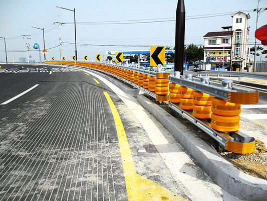Prezzo buono Protezione per guardrail e soluzione di sicurezza per tunnel per la protezione stradale e il controllo del traffico, dimensioni del rullo da 245 a 350 mm in linea