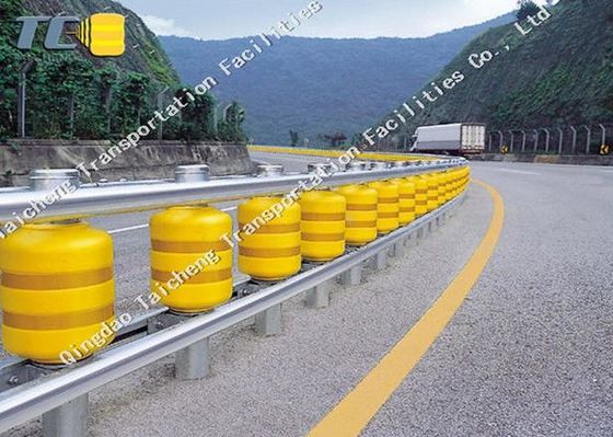 Good price Sicurezza di sistema riempita di gomma piuma della barriera della guardavia di rotolamento della curva in linea