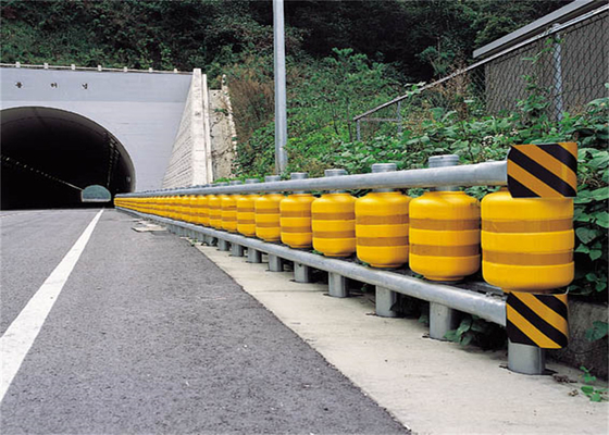 Good price Le barriere di sicurezza approvate del rullo della strada principale del grado dello SB ingialliscono il colore bianco rosso in linea