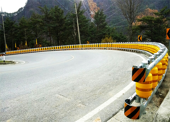 Good price I doppi secchi EVA Filled Safety Roller Barrier hanno galvanizzato in linea